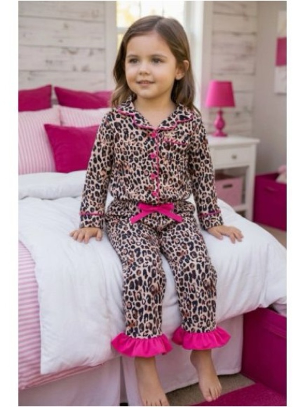 BRAND NEW WITH TAGS Girls Leopard Fuchsia Ruffle Pajama Set